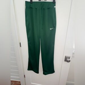 NWOT Nike Dri-fit track pants women's sz S